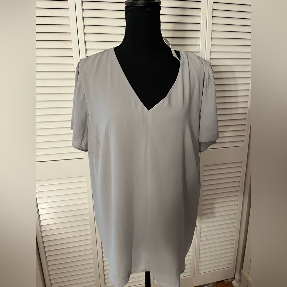 Ann Taylor Loft Top - Size XXL.  Grey - Polyester